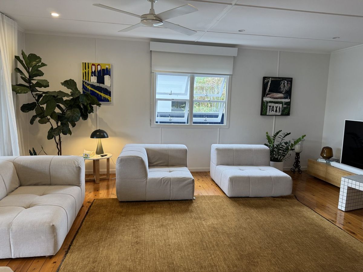Sofa cleaning Burleigh Heads Gold Coast